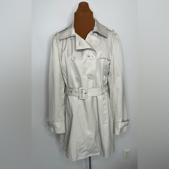 NWT Kenneth Cole Reaction Tan Khaki Belted Trench Coat Size Medium - Picture 1 of 9